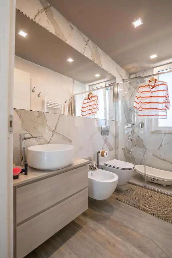 Lägenhet Babyaccommodation Family Green Pietra Ligure Italien