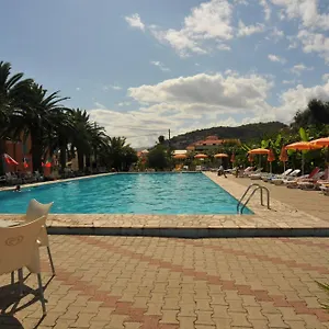 3* Lägenhetshotell Il Borgo Degli Ulivi